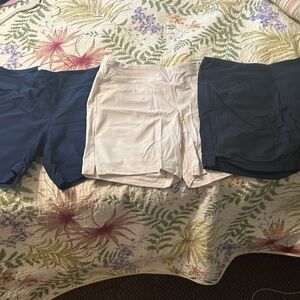 Lady Hagen golf shorts